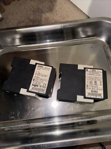 Schiele VDE 0435/VDE 0110 SRN Mecotron Relay X2 - Imagen 1 de 2