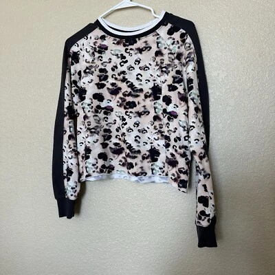 Spiritual Gangster Cropped Sweatshirt Sz Extra Small Animal Print Crewneck - Image 1 of 4