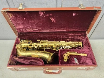 SAXOFÓN ALTO BUESCHER 20A PARA REPARACIÓN 47613 Foto 1 de 4