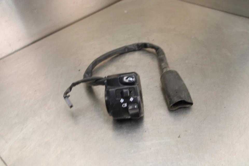13-17 KAWASAKI NINJA 300 LEFT CLIP ON HANDLE HORN SIGNALS SWITCH SWITCHES Foto 1 de 4