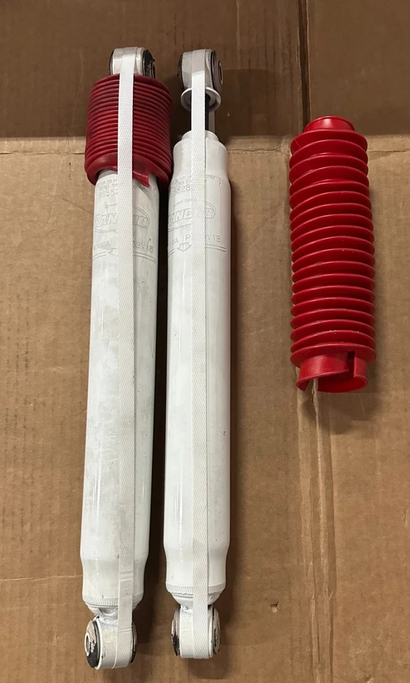 Par de amortiguadores traseros Rancho RS5000X para camioneta Ford F100 F150 Lincoln MarkLT Foto 1 de 3