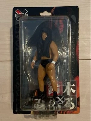 Экшн-фигурка рестлера Minoru Suzuki черное полотенце б/у коллекционная - Изображение 1 из 2