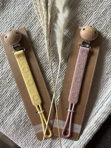 pacifier clips for baby Silicone- Wooden clip - Picture 1 of 1