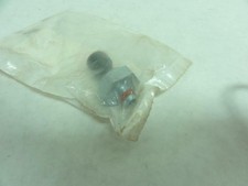 183590 New-No Box, Mack 20706315 Engine Oil Sensor