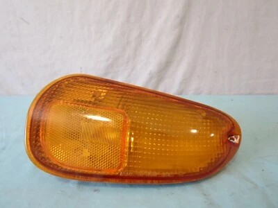 ✅ 91-93 Dodge Stealth Marcador Delantero Parachoques Señal de Giro Derecho PASAJERO Lado OEM Foto 1 de 4