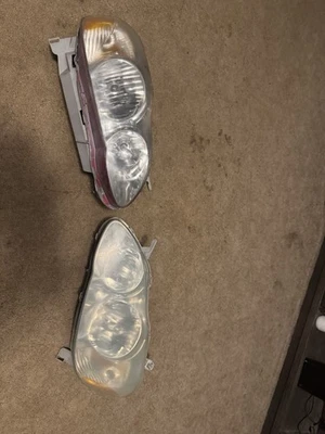 Juego de faros halógenos laterales izquierdo+derecho Toyota Corolla 2005 a 2008 OEM O0467 DW Foto 1 de 4