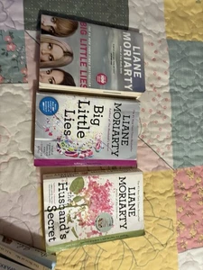Liane Moriarty 3 paperback books - Picture 1 of 2