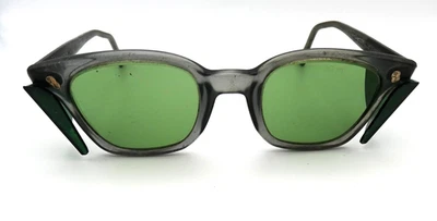 Gafas de lente verde Safeline vintage con protectores laterales verdes Foto 1 de 4