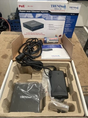 Inyector de alimentación a través de Ethernet TPE-1011 TRENDnet 48 salida VAC 15,40 W Foto 1 de 4