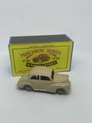 Matchbox Lesney 46 Custom Morris Minor en raro bronceado bonita caja de reproducción. Foto 1 de 4