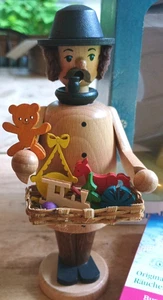 Erzgebirge Germany Räuchermann Smoker Man Toy Peddler Holz Design w/ Box  - Picture 1 of 20
