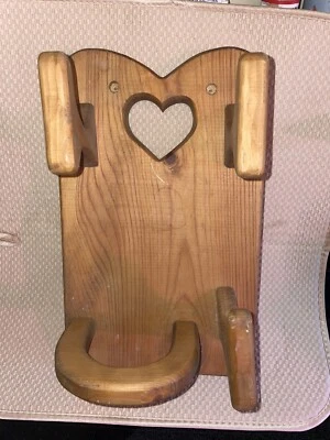 Secador de pelo y rizador de corazón de madera Foto 1 de 4