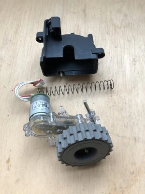 Ruota Sinistra Robot Samsung Navibot SR9630 - Immagine 1 di 4