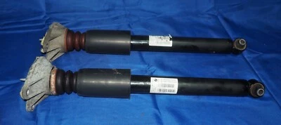 BMW F30 328i 330i 340i 2013-2018 AWD par de amortiguadores de puntal trasero 57 k Foto 1 de 4