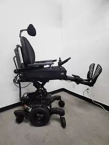 Quickie Q700M Wheelchair, with Power 12" Lift,Tilt,Leg,Recline - Picture 1 of 14