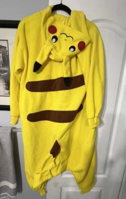 Pijama Pikachu Adulto Juegos con disfraces Disfraz de Halloween Prendas para dormir Foto 1 de 4
