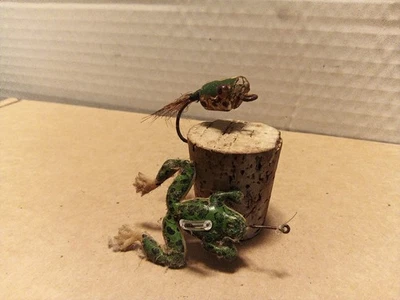 De colección. Lote de aparejos de cebo señuelos de pesca de rana Foto 1 de 4