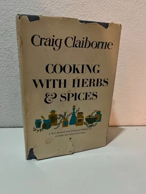 Cooking with Herbs and Spices Cookbook Craig Claiborne HC/DJ Book Club Ed. 1970 Foto 1 de 4
