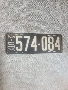 Antigua matrícula vintage de Michigan 1926 574-084 negra/blanca  - Imagen 1 de 12