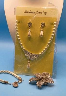 Juego de joyas curadas Foto 1 de 4