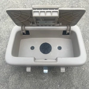 1997-2001 Toyota Camry Sun Glass Holder Overhead Console Light Tan #10000310 - Foto 1 di 11