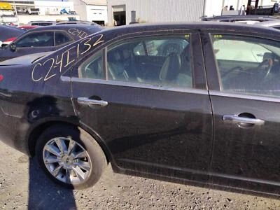 Used Rear Right Door Assembly Rear Side fits: 2010 Lincoln Mkz electric R. witho - Изображение 1 из 4