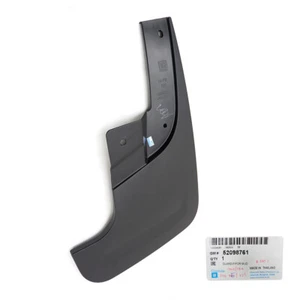 For Chevrolet Colorado Trailblazer 12 16 18 Front Rh Mud Splash Guard Genuine - Picture 1 of 8