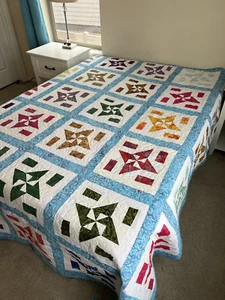Ninja Stars (Pinwheel) Quilt in Queen Size - Picture 1 of 6