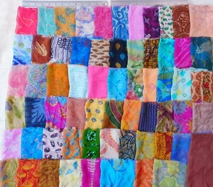 Sari CHIFFON Fabric Vintage Sari Fabric Material Remnant 60pcs 10" SQUARES DS320 - Picture 1 of 7