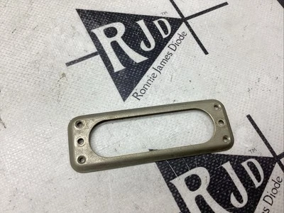 Guitarra Eléctrica Hagstrom III Años 60 Bobina Única Pastilla Anillo Níquel Foto 1 de 2