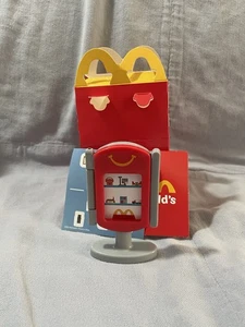 NUEVO 2025 McDonald's Happy Meal Juguete - LIL McDONALD'S - #10 Exhibición de juguetes - Imagen 1 de 1