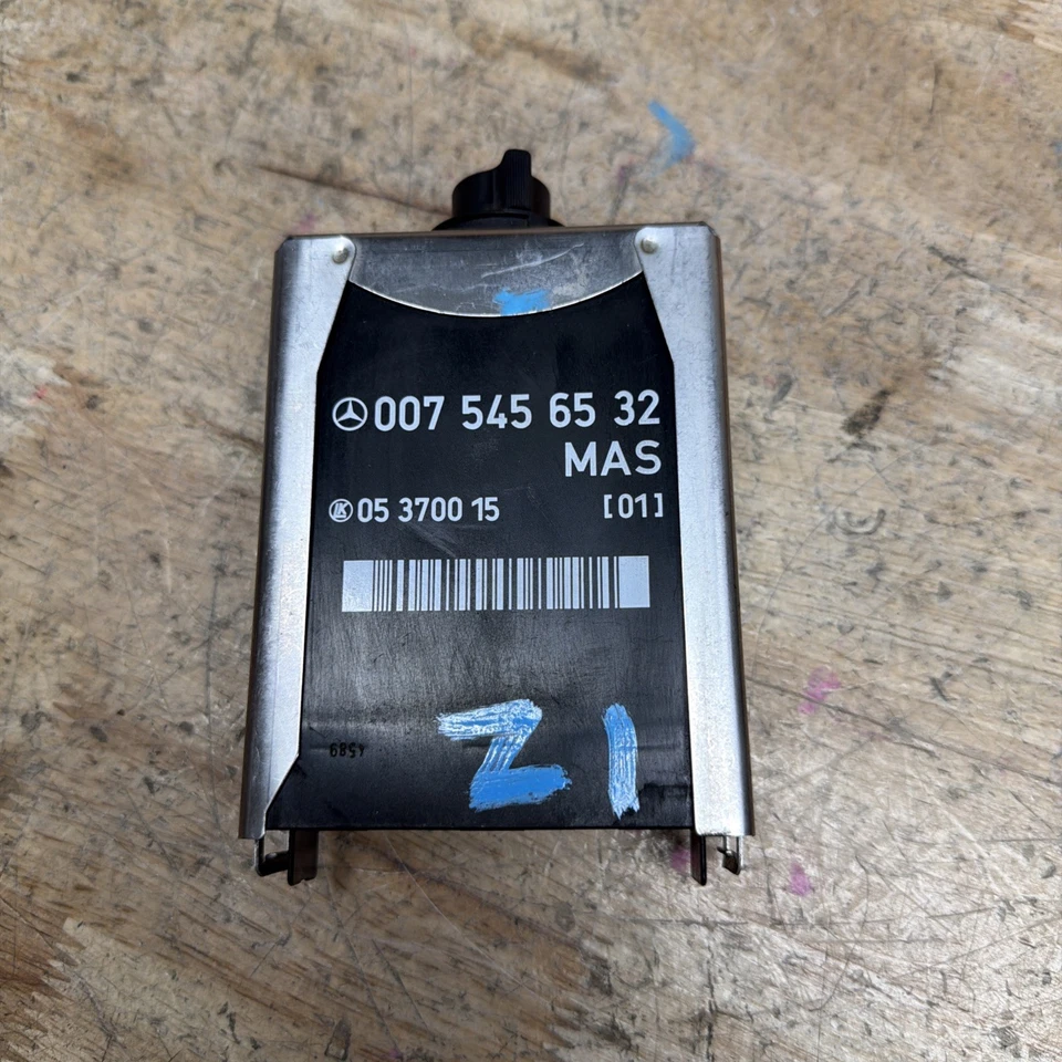 1990-1993 Mercedes Benz 300E 300SE MAS Control unit 0075456532 OEM Foto 1 de 4