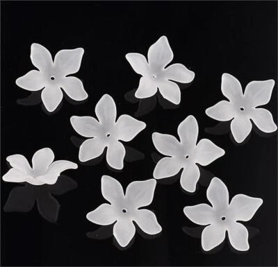 20 WHITE FROSTED LUCITE ACRYLIC PETAL FLOWER BEADS 29mm LUC2 - Image 1 of 2