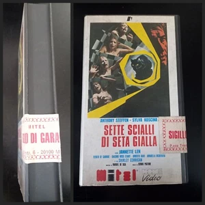 - 7 GELBE SEIDENSCHALS - VCC/VIDEOE2000 Mitel Home Video - Bild 1 von 1