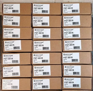 NOTIFIER FST-951R 135° FIXED TEMP W/ RATE OF RISE HEAT DETECTOR "WHITE" - Picture 1 of 3