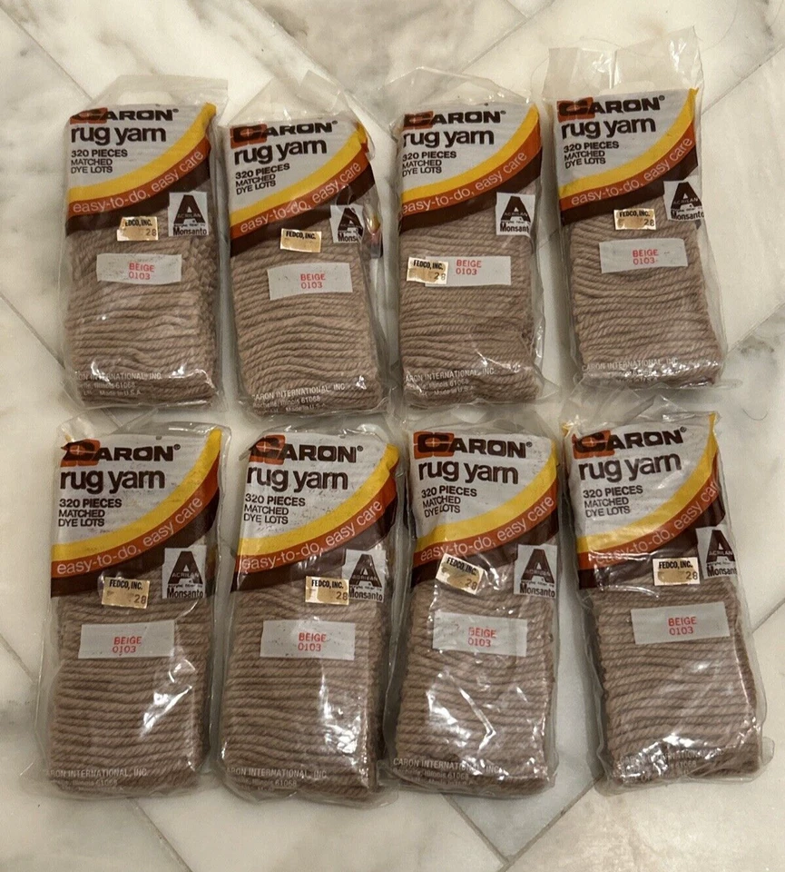 New Old Stock Vintage Caron Rug Yarn Acrylan Monsanto Lot Of 8 Bags Beige 0103 Foto 1 de 3