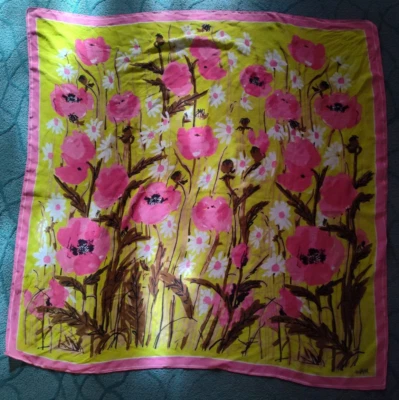 Vera Neumann Mantón Bufanda 44" Cuadrado en Amapolas Rosa Amarillo Foto 1 de 4