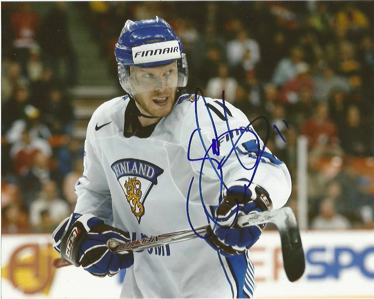 Foto autografiada firmada por Saku Koivu de Finlandia 8x10 certificado de autenticidad C Foto 1 de 1