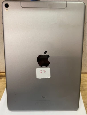 Apple iPad Pro 9.7" - A1674 - 32GB - Space Grey - GLASS Cracked (Cellular) - Image 1 of 4