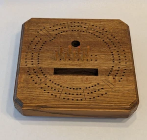 Handgefertigt von Lee rotierendes quadratisches Rundbahn Cribbage Board Lazy Susan 9,5 x 9,5 Zoll - Bild 1 von 17