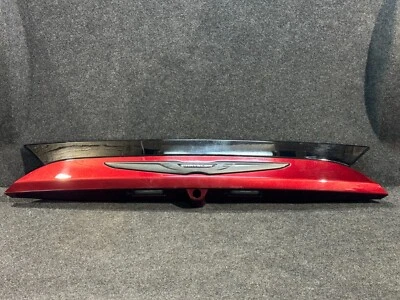 2017-2020 CHRYSLER PACIFICA OEM TRUNK Painel de Tampa de Placa de Portão Elevador OEM - Imagem 1 de 4