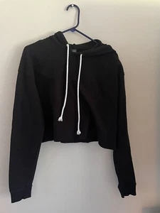 Wild Fable Black Half Sweatshirt Size M - Juniors - Picture 1 of 4