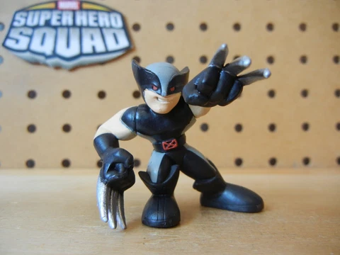 Marvel Super Hero Squad RARE WOLVERINE X-Force Costume from Hunt for Mr Sinister Cover