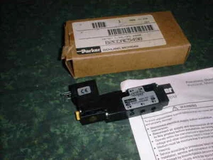NEW Parker B2 Miniature Solenoid Valve B2ECAE549B (27287-C3) - Picture 1 of 2