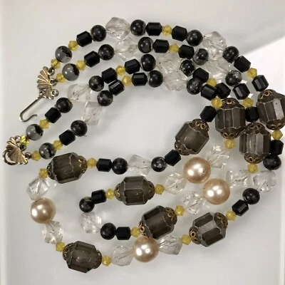 Vintage Art Deco Early Plastic Lucite & Glass Pearl Flapper Necklace 1920/30's - Image 1 of 4