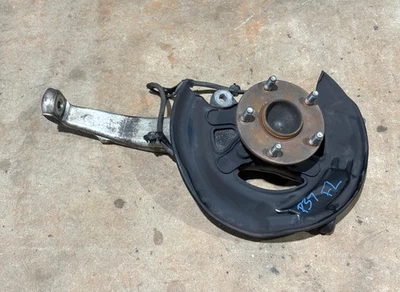 14 15 16 Lexus IS250 IS350 delantero izquierdo conductor eje nudillo buje tracción trasera PO37 OEM Foto 1 de 4