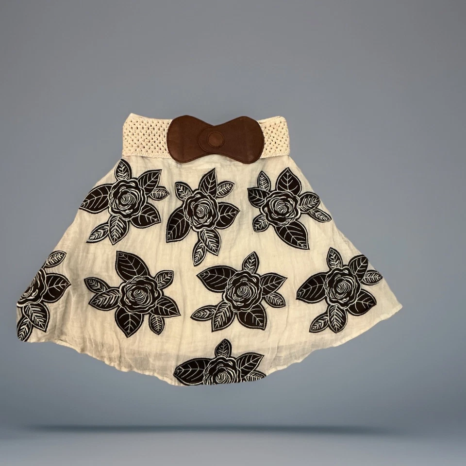 Alice + Olivia Skirt Size 2 Brown Floral Embroidered Crochet Belt Bow Accent - Image 1 of 4
