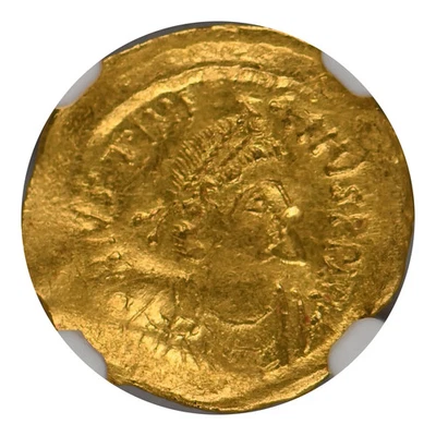 Византийский AD 527-565 AV Tremissis Юстиниан I NGC XF - Изображение 1 из 4