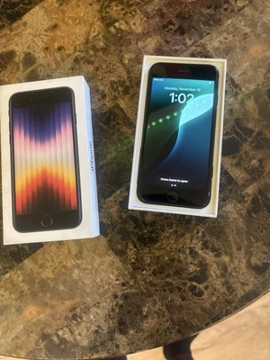 iPhone Se 2da generación 64 GB Xfinity Foto 1 de 4