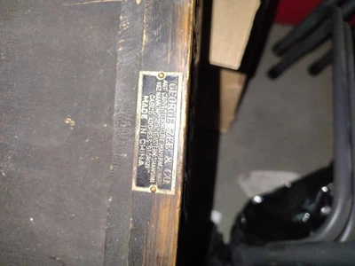 Mesa de centro George Lee & Co. arte tallado Foto 1 de 4